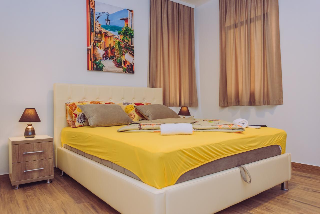 Apartments Krstovic Sutomore Exterior foto